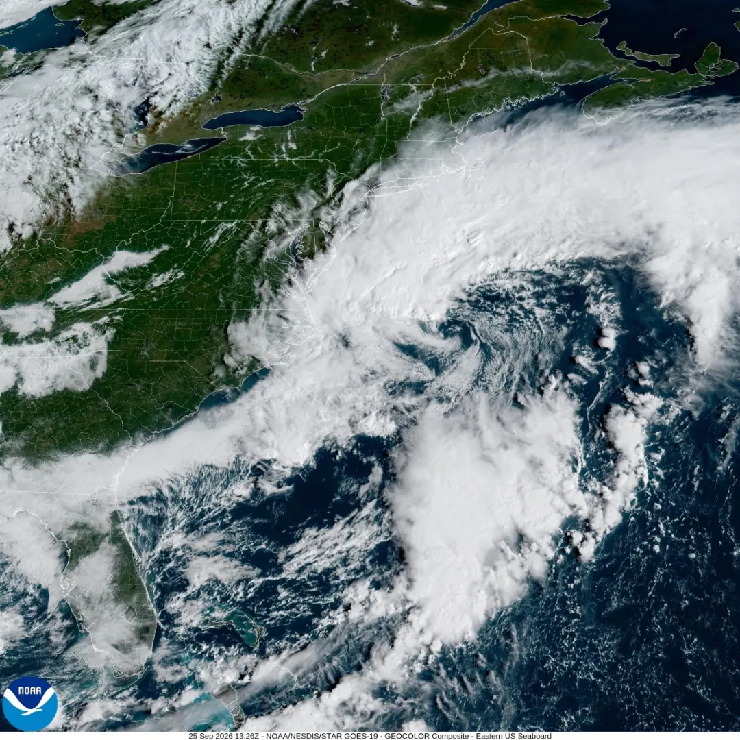 Tempestade Nor'easter atinge costa dos EUA, ameaçando chuva intensa e ventos fortes em 40 milhões de pessoas. É um sist…