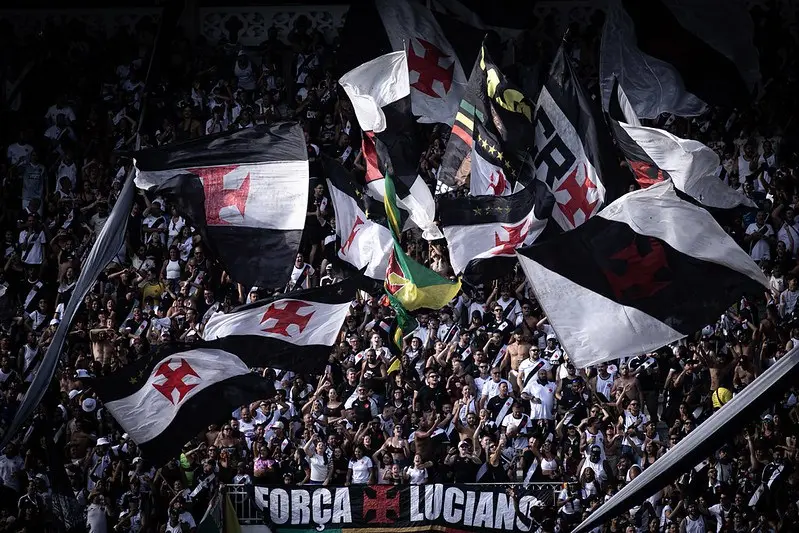 Lamacchia venceu o leilão no Rio de Janeiro e se aproxima da compra de 90% das ações da SAF do Vasco com um aporte de R…
