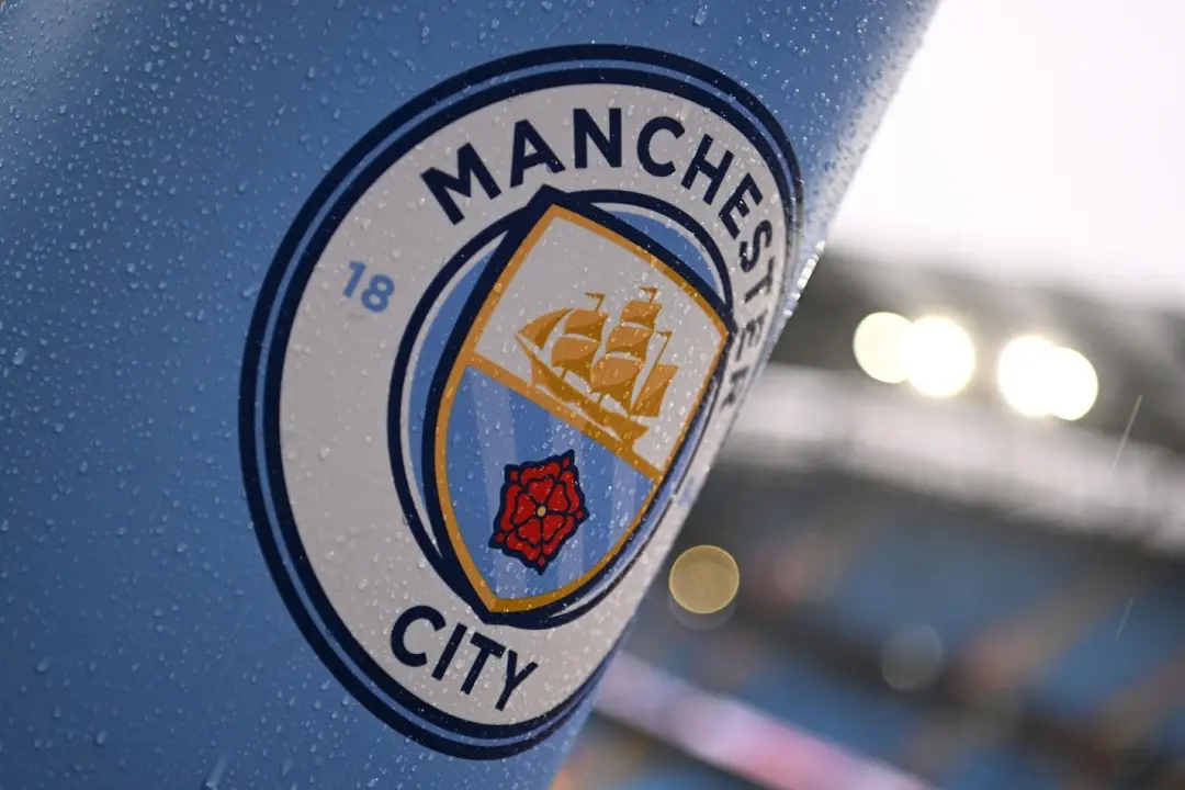 Manchester City foi considerado culpado em quase 115 acusações pela Premier League. A condenação é grave e atinge a est…