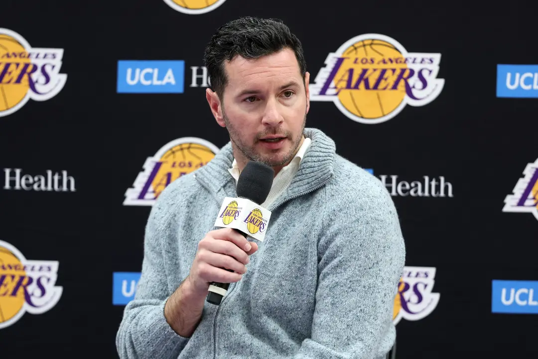 JJ Redick foi o técnico que liderou os Lakers a 50 vitórias em cada temporada desde que foi contratado em junho de 2024…