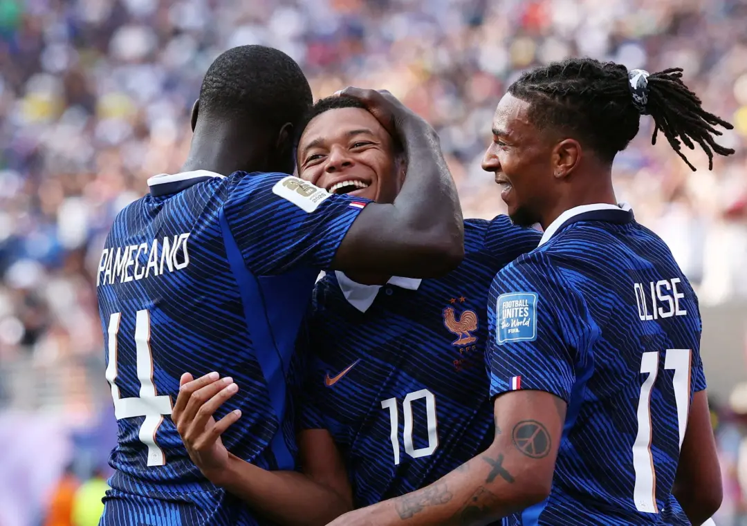 Turquia e França se enfrentam nesta sexta, às 15h45, na Turquia pela Liga das Nações. A estreia das duas seleções no gr…