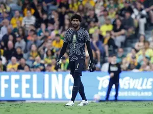 Hugo Souza desperdiçou nova chance e mostrou inseguranças. É frustrante ver o talento falhando justamente nos momentos …