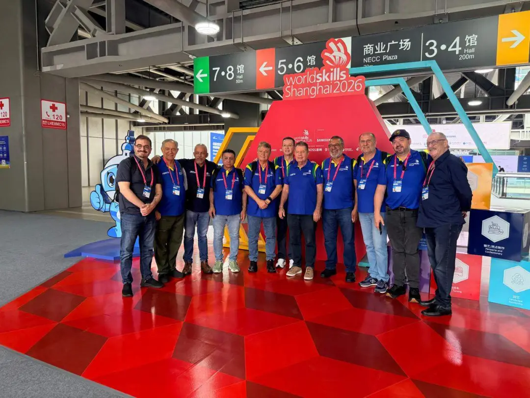 Xangai sediou a WorldSkills 2026, onde alunos do Senai-RS como Guilherme Lunardi e Erick Fanka competem entre mais de 1…