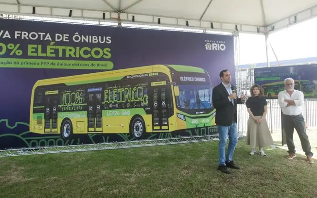 175 ônibus elétricos no Rio, com financiamento de R$ 329 milhões do BNDES, devem começar a rodar em outubro de 2027. O …