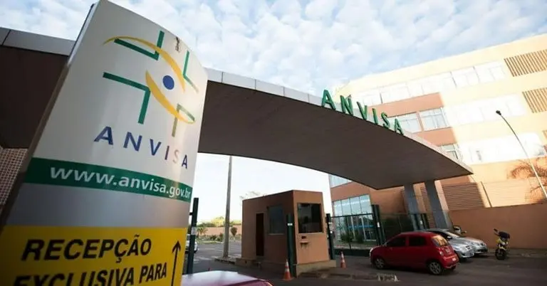 Anvisa proibiu dois lotes do Ocrevus, para esclerose múltipla, que foram distribuídos no Brasil pela Laf Med. A empresa…