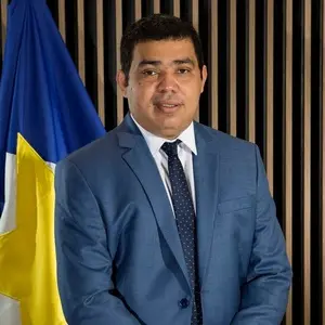 Governador interino de Roraima perdeu a eleição de junho e agora tenta reeleição. É uma movimentação política esperada,…