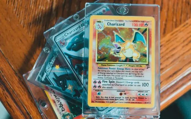 Maidstone, Reino Unido. Cartas raras de Pokémon viraram moeda de troca no tráfico de drogas, com o traficante condenado…