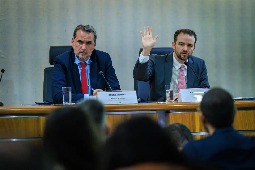 Despesas do governo vão fechar em patamar maior do PIB desde 2020, segundo projeções para 2026. A manutenção da trava d…