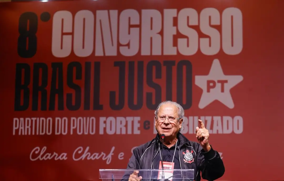José Dirceu afirmou que a campanha de Lula mudou na televisão e no discurso geral, dizendo que estão ditando a disputa …