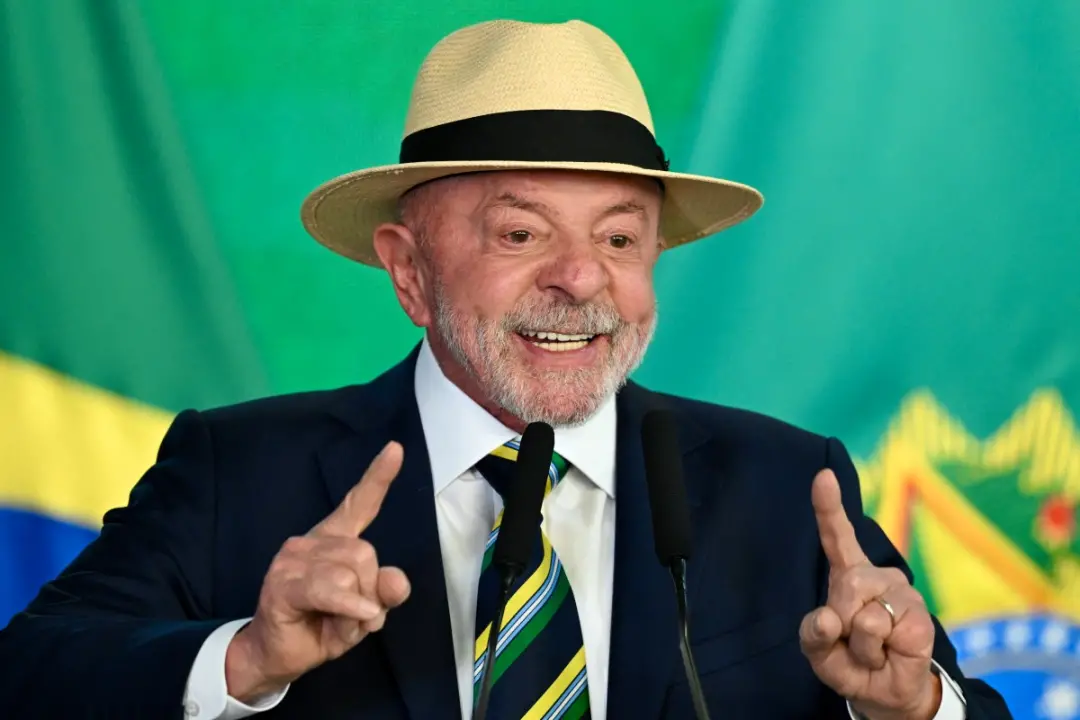 Maceió, Alagoas. Lula associou Bolsonaro ao caso do Banco Master, dizendo que o governo anterior criou um banqueiro lad…