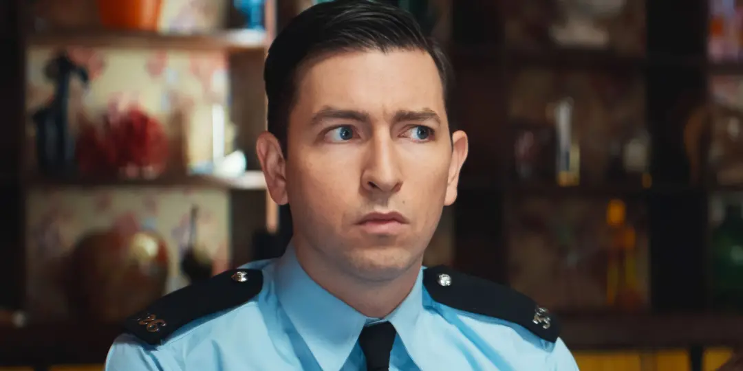 Prime Video colocando um mistério de assassinato como um dos maiores sucessos de 2026. O roteiro segue regras rígidas d…