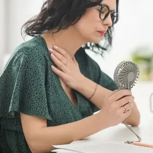 Oito sinais indicam que a menopausa está chegando. É um momento de mudanças no corpo que exige atenção e equilíbrio nas…