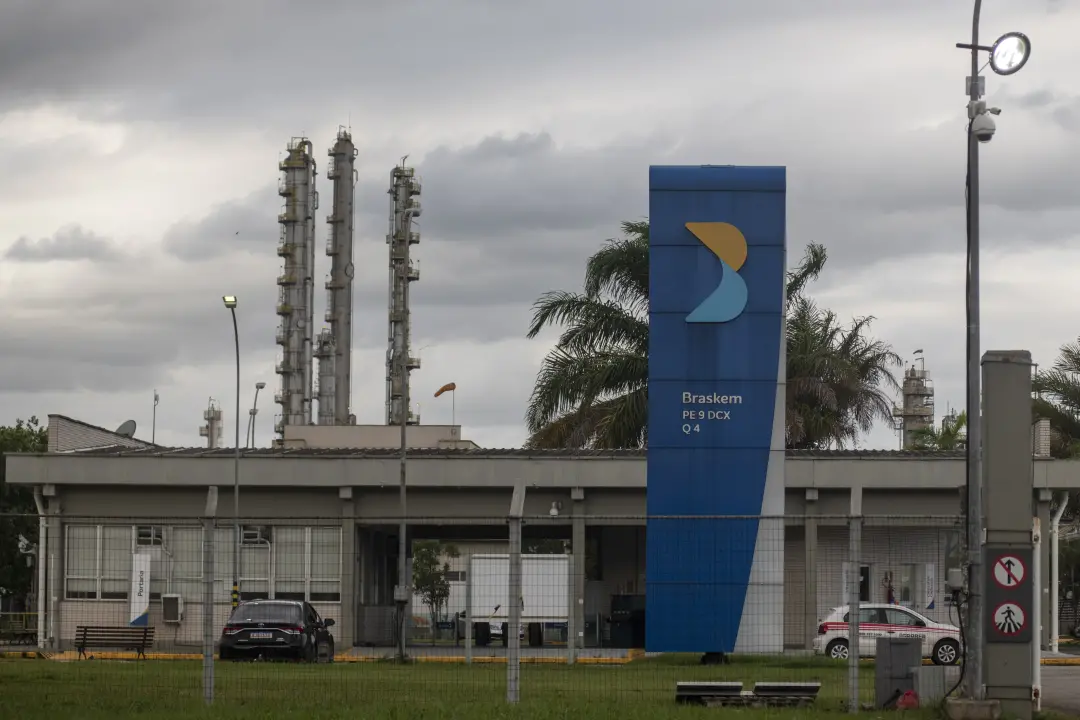 Magda Chambriard disse que a Petrobras nao fará aporte soa na Braskem, pois nao quer assumir o controle da petroquimica…