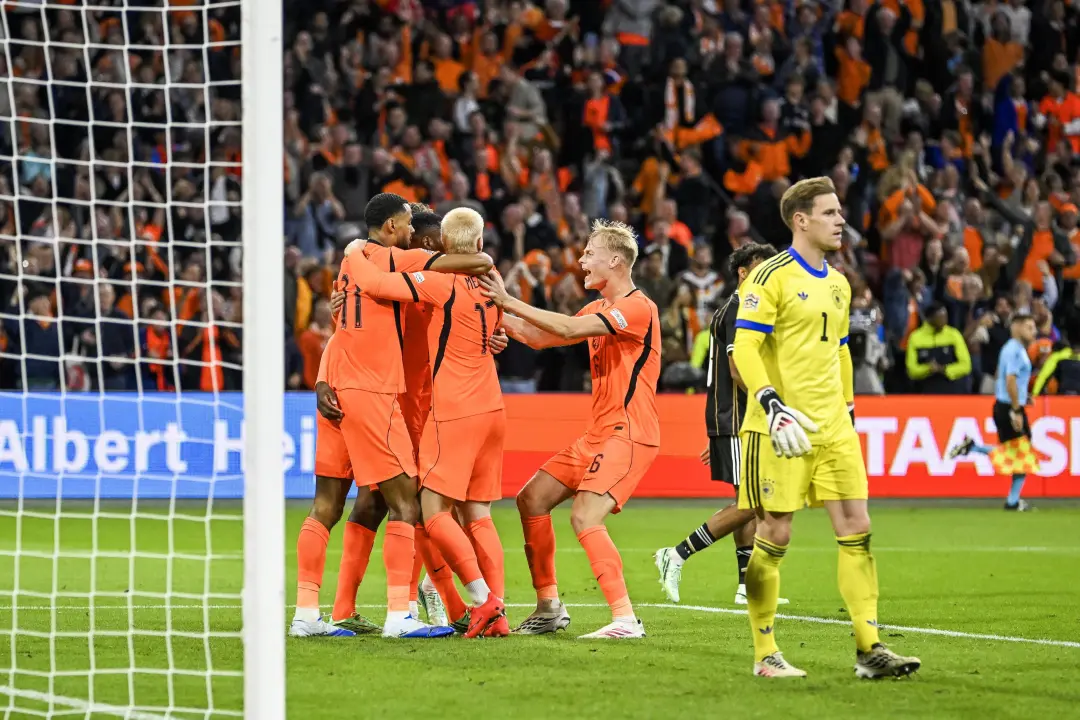 Os holandeses com Xavi e a Alemanha com Klopp empataram em 1 a 1 na estreia na Liga das Nações. O empate mostra que o n…