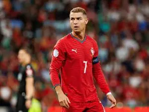 CR7 perdeu gol sem goleiro, mas Portugal venceu na estreia de Jorge Jesus. A vitória mostra a força do time apesar dos …