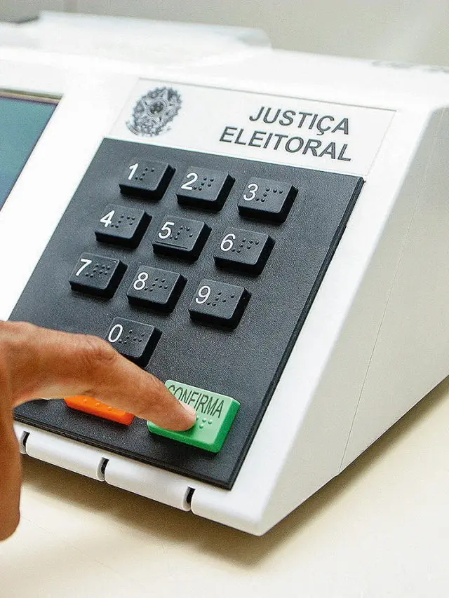 Votar nas urnas pode ser usado como prova de vida para beneficiários do INSS. Para quem tem 70 anos ou mais, o registro…
