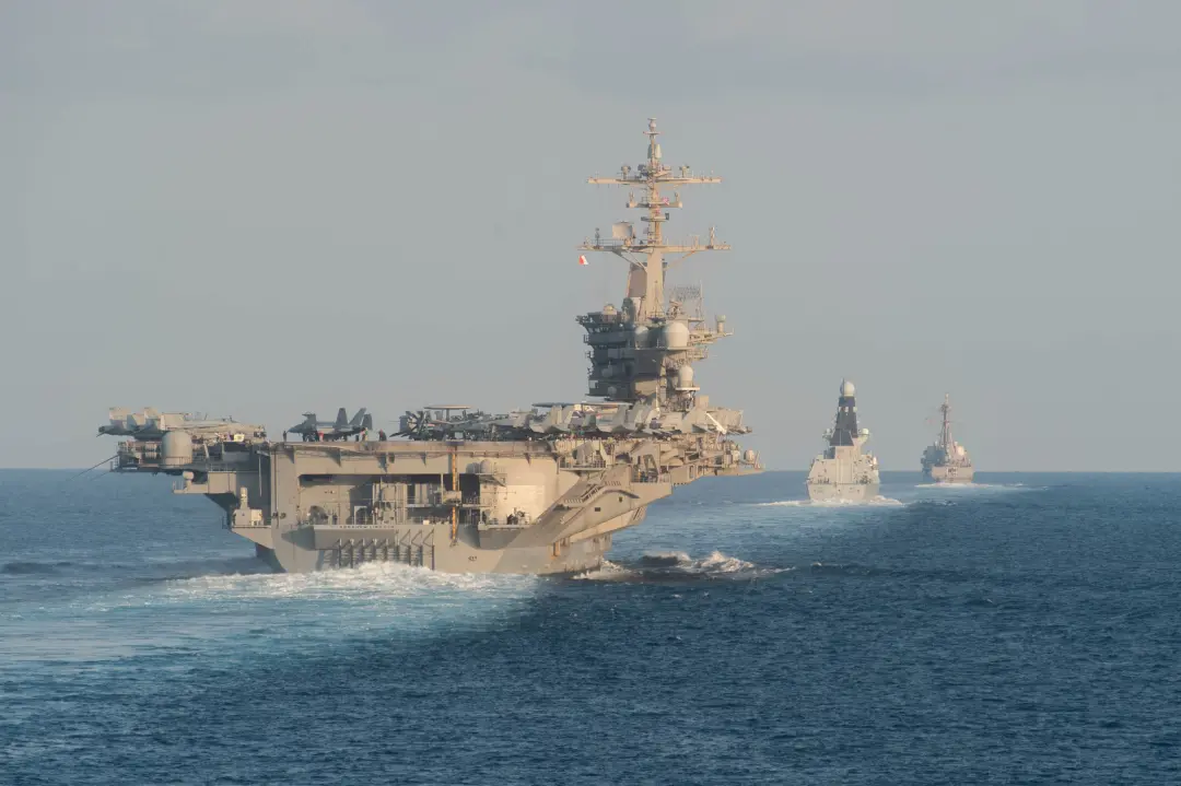 Oito marinheiros do porta-aviões USS Abraham Lincoln tentaram tirar a própria vida durante a missão de apoio à guerra c…