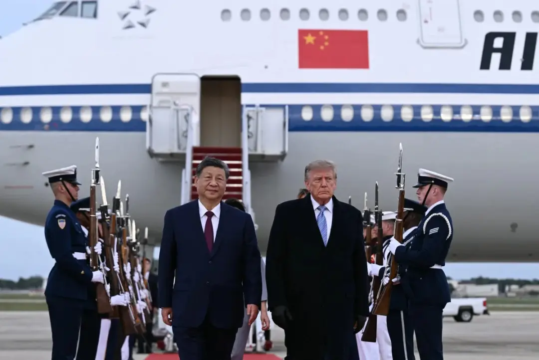 Trump fala que a Inteligência Artificial será um tema grande na reunião com Xi Jinping, mas defende que as regras atuai…