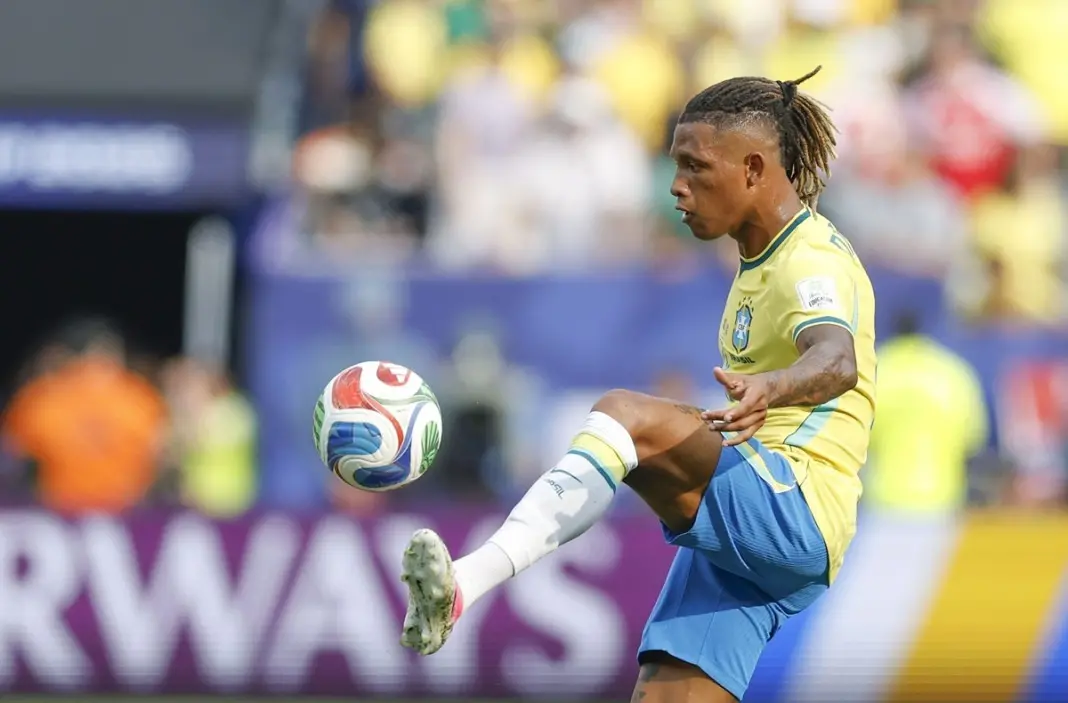 Danilo, do Botafogo, será titular do Brasil no primeiro amistoso contra a Austrália em Townsville, nesta sexta dia 25. …