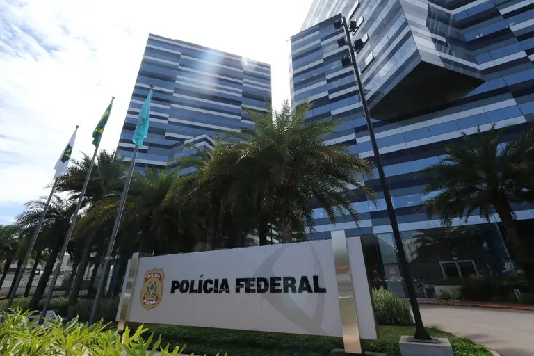 97 milhões de reais do Iprev de Maceió foram aplicados no Master. A PF pediu mais tempo no STF pra terminar de analisar…