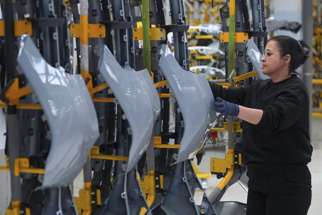 Renault vai investir 600 milhões de euros na Espanha para fazer cinco carros novos em Valladolid e Palência. A chegada …