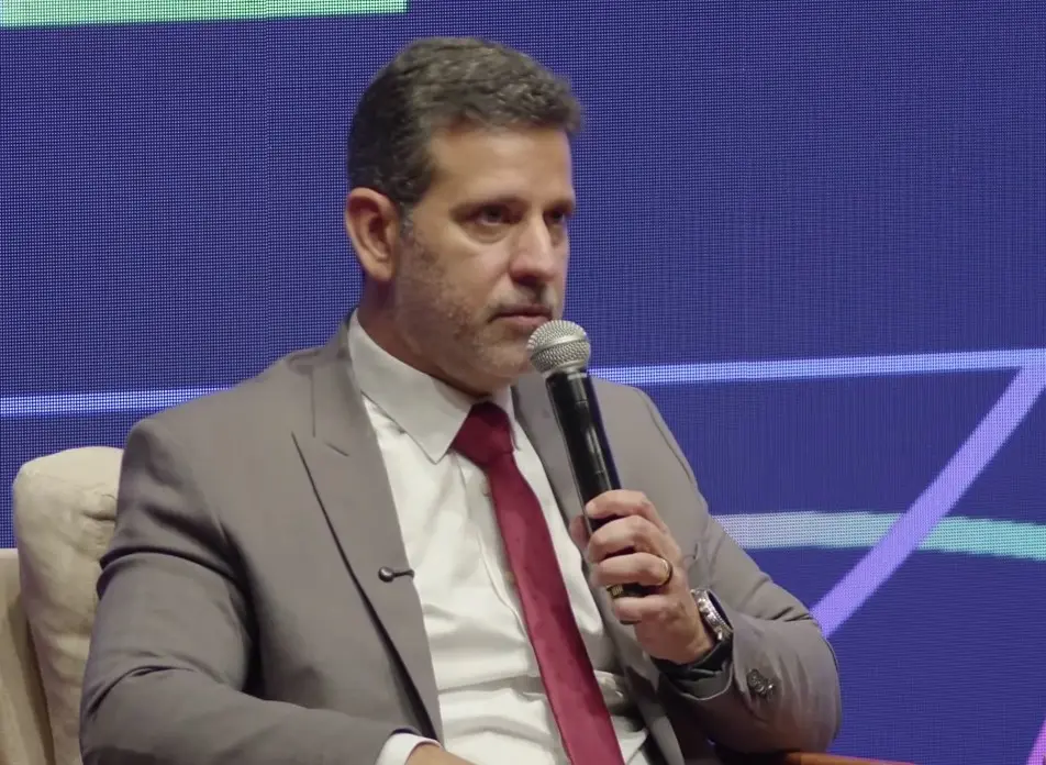 Minuto da Educação, o ministro Barchini disse que a redação do Enem deve mudar a partir de 2028, com o Inep estudando n…