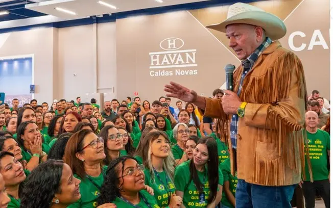 Luciano Hang é proibido de manifestações políticas na Havan em Goiás, com multa de 50 mil reais por descumprir a ordem …