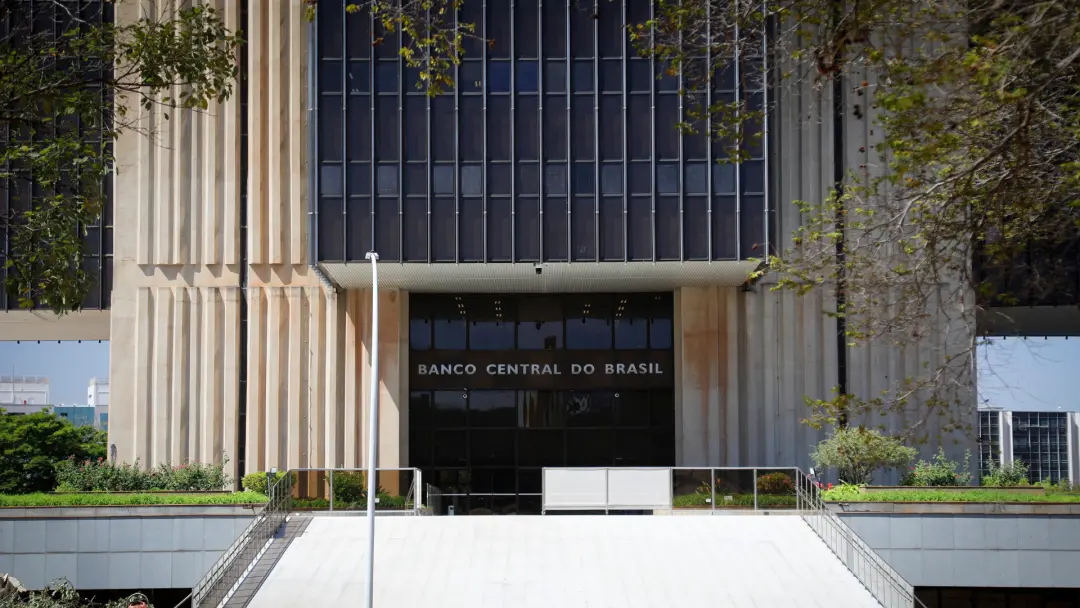 40% da alta da inadimplencia no SFN veio de uma nova regra contábil do BC. A exigência de provisões maiores por bancos …