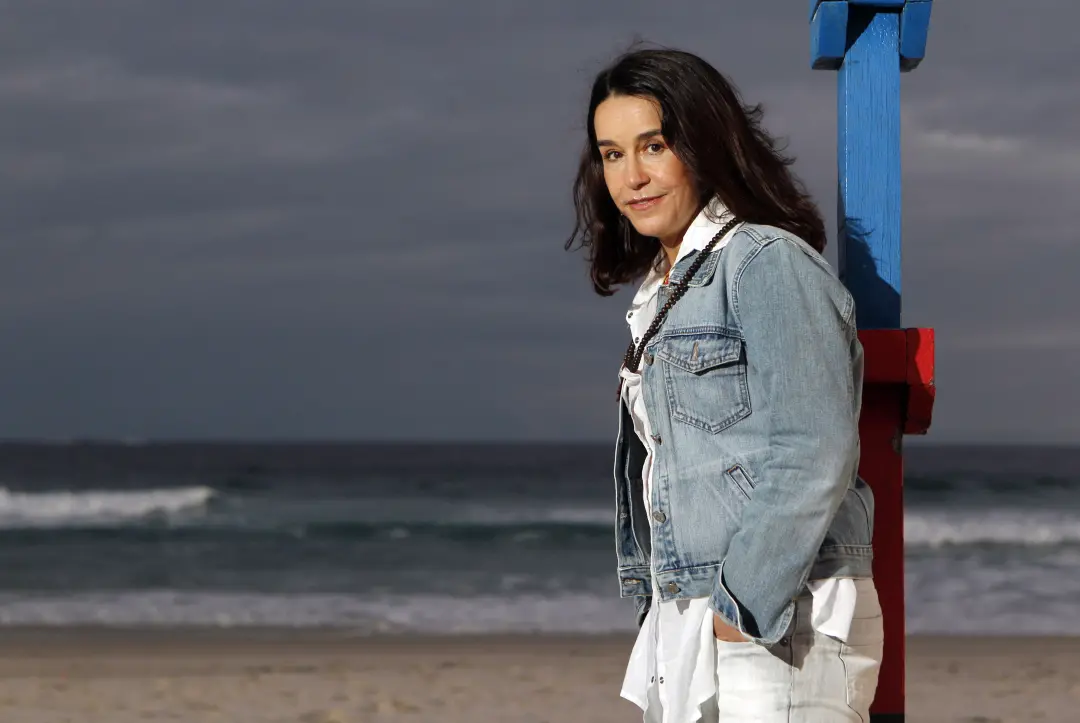 Lucélia Santos espera há sete anos o reconhecimento da Cedae sobre cobranças exorbitantes na água da residência dela, n…