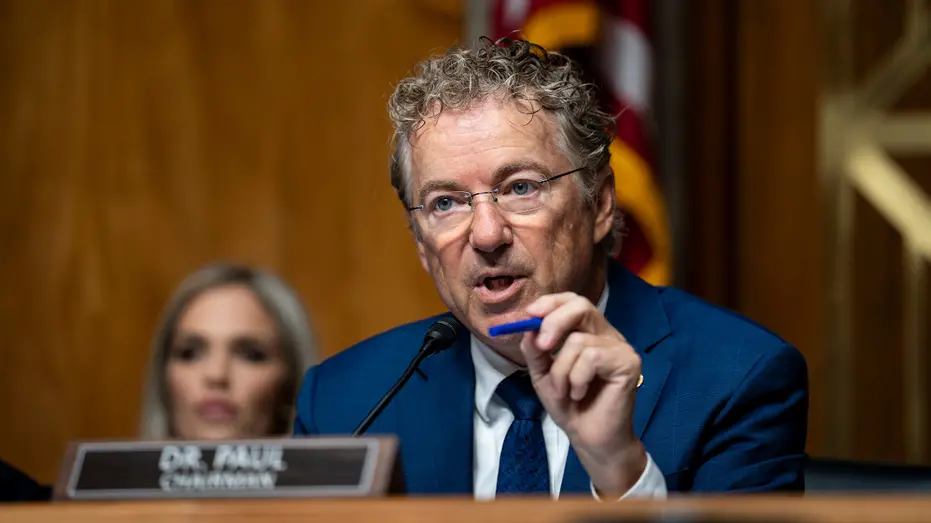 Rand Paul defende que politicos devem ficar fora do esporte universitário e deixar os atletas competir livres. O Senado…