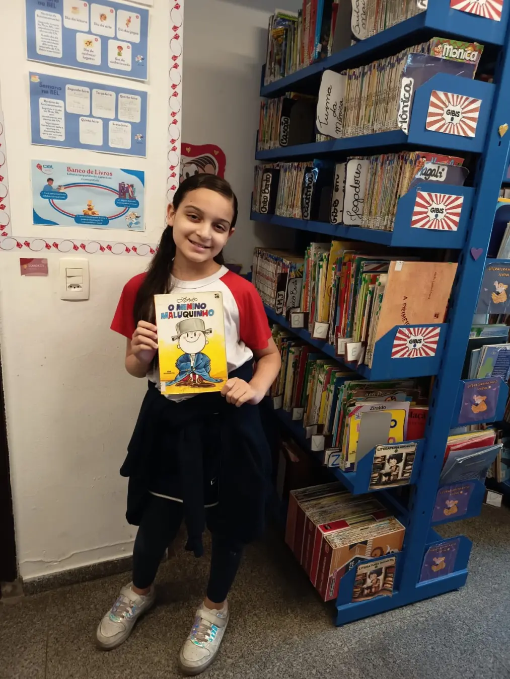 Alice Carvalho Carnevale de Toledo, aluna de 9 anos, leu quase 90 livros em 2024, fazendo a biblioteca escolar Lopes Qu…