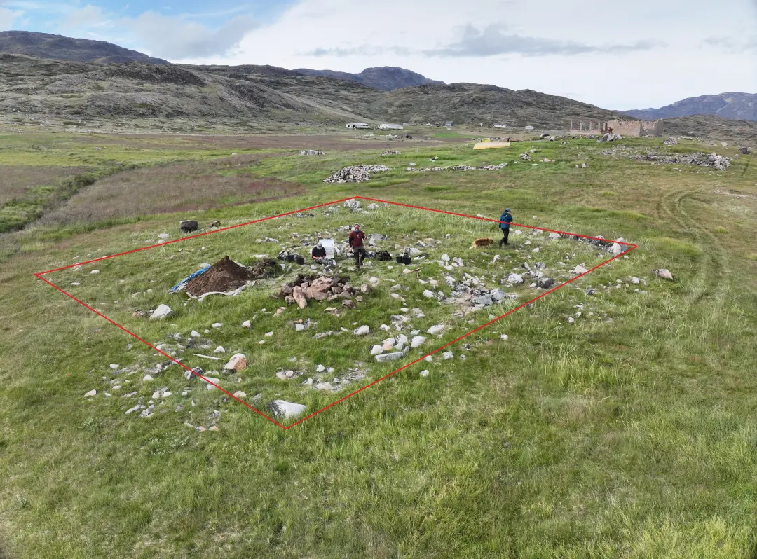 Groenlândia, ruínas de igreja medieval com mais de 800 anos revelam como era a organização social viking. A construção …