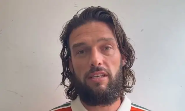 Andy Carroll revelou que sofreu um ataque sexual traumático há alguns anos. É um absurdo o que acontece e a forma como …