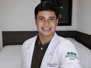 USP, Medicina, 1º lugar no Enem. Conseguir essa vaga é muito concorrido, mostrando o nível de estudo que a gente precis…