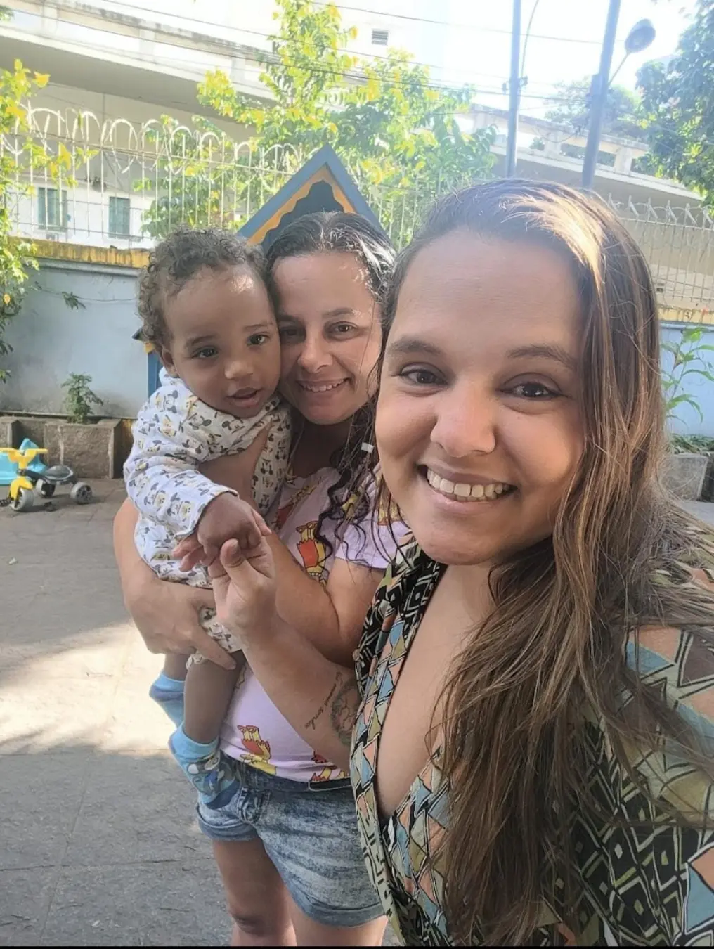 O STF decidiu que mães adotivas têm direito à licença-maternidade de 120 dias, igual às biológicas. Essa igualdade é fu…