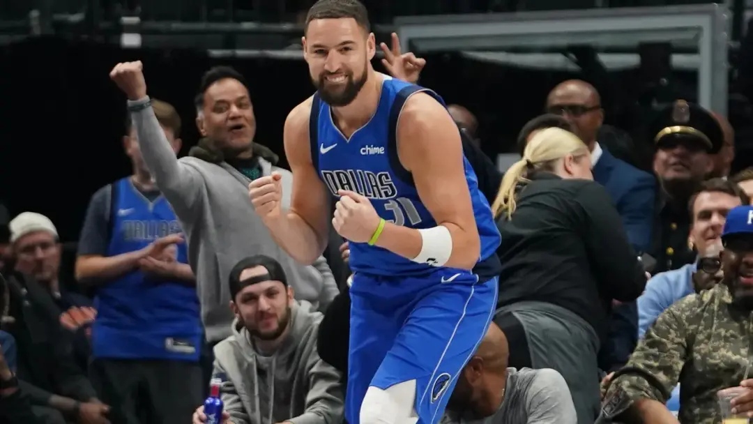 Klay Thompson assinou com os Miami Heat por 5,6 milhões de dólares, ganhando a disputa contra os Lakers. Acho que isso …