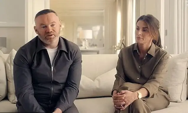 Coleen Rooney e Wayne detalham a vida familiar em um novo reality de 10 milhões de libras, mostrando os filhos em um am…
