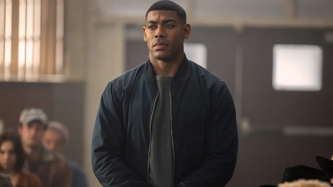 Aaron Pierre como John Stewart foi uma escolha forte para o thriller da Netflix. A atuação dele cresceu bastante, princ…