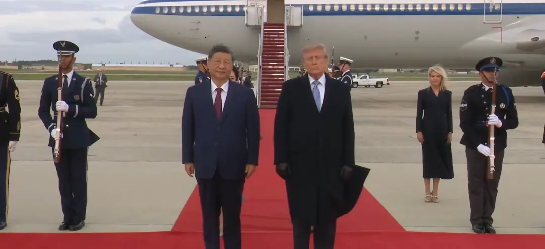 Xi Jinping chegou nos Estados Unidos e foi recebido por Trump em Maryland, antes da cúpula bilateral. É um momento onde…