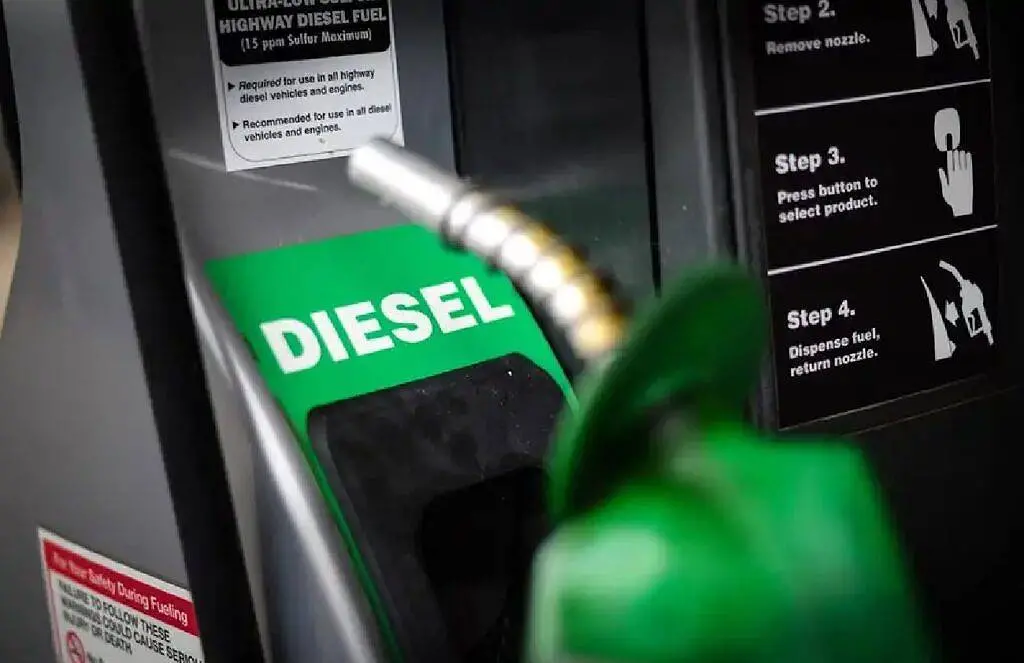 Trump ameaça suspender exportações de diesel dos Estados Unidos, já que 80% das importações brasileiras desse combustív…