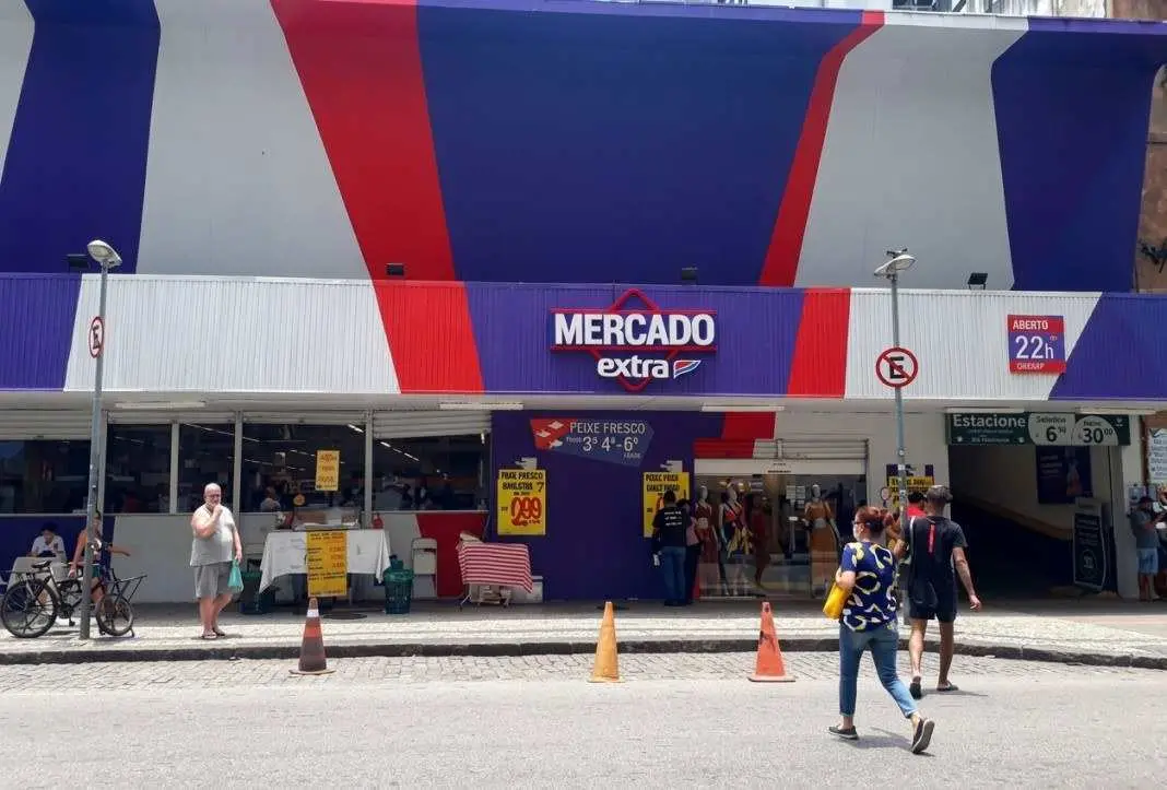 Extra da Rua Riachuelo fecha as portas no final do mês, e o terreno pode virar um condomínio com 500 apartamentos. Uma …