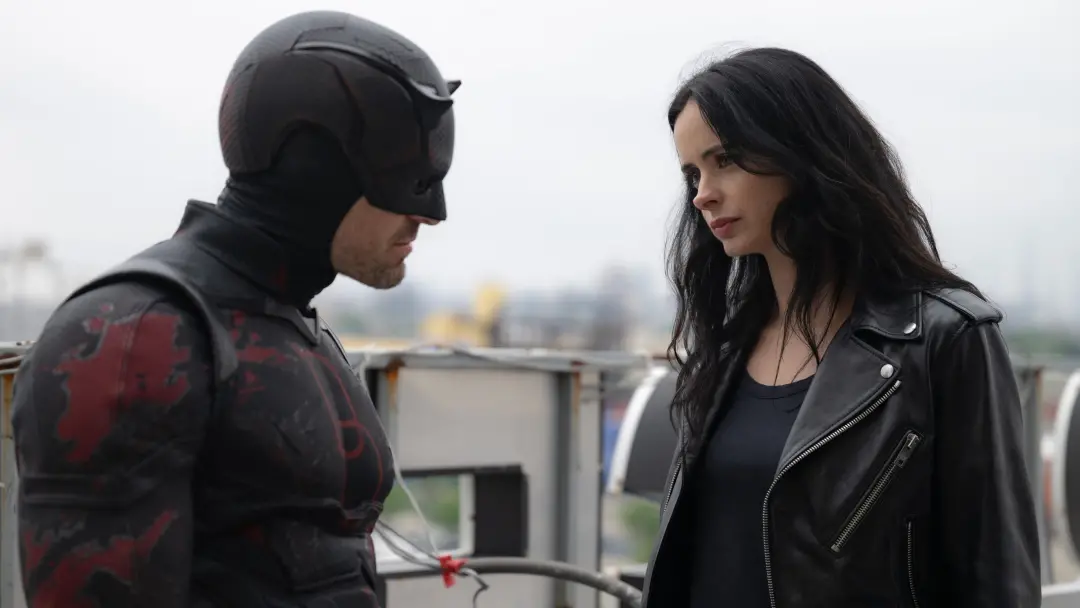 Daredevil Born Again encerra com temporada 3, mostrando que a Disney+ não sabe o que fazer com TV. Apesar do apoio à se…