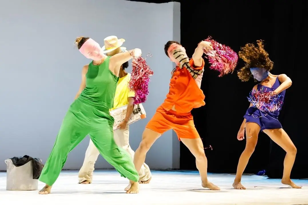 Paracuru Companhia de Dança chega em Belém nos dias 29 e 30 de setembro com espetáculo e oficinas. A discussão sobre co…