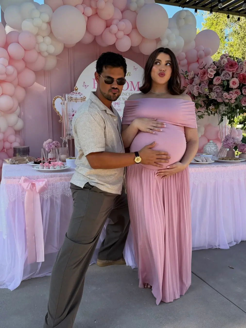 Taylor Lautner e esposa Tay receberam o primeiro bebê. O ator e sua parceira começaram a namorar em 2018 e casaram em 2…