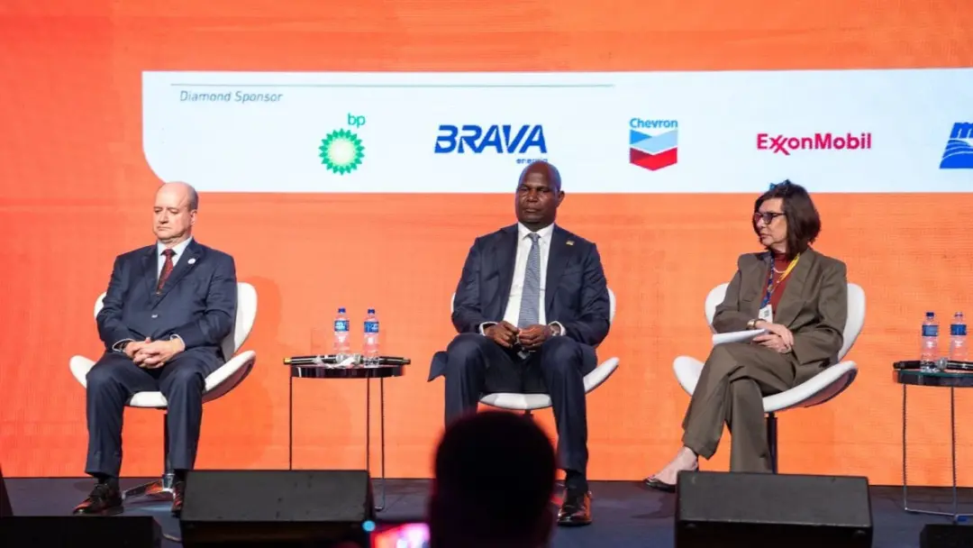 Petrobras fechou acordo com a estatal moçambicana ENH para atuação conjunta em petróleo e gás. Essa parceria pode traze…