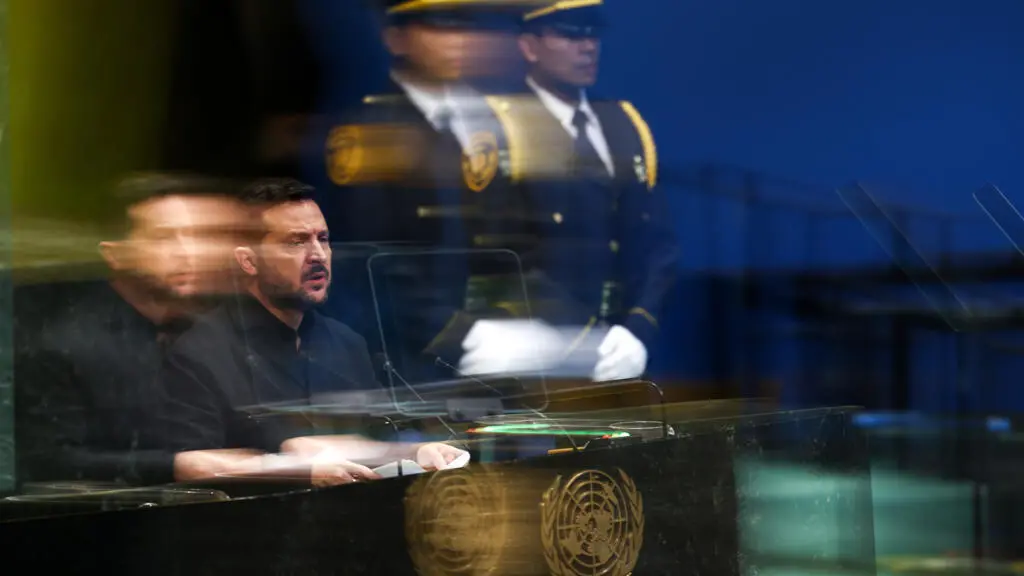 Presidente Zelensky acusou Putin de usar lutadores de 47 países na guerra da Ucrânia. É uma coisa que mostra o quão amp…