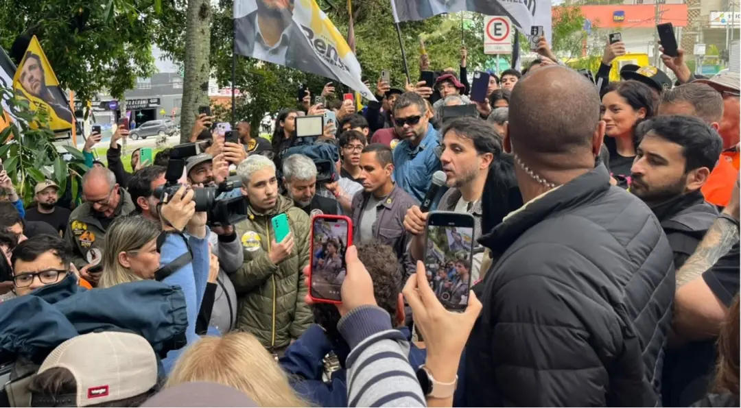 Renan Santos disse em Sorocaba que Trump quer controlar terras raras do Brasil e defendeu o Estado de Defesa contra fac…