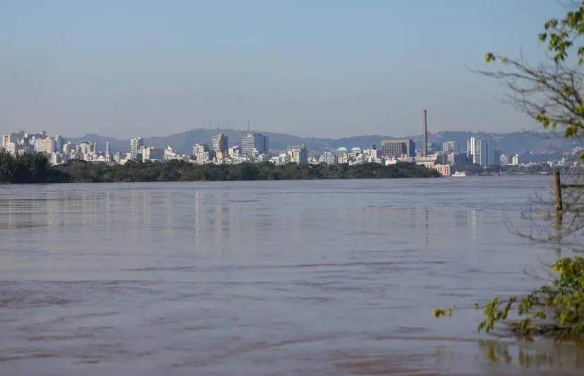 Arquipélago, Posto de Comando na Ilha da Pintada para acompanhar o Guaíba. O alerta hidrológico está ativo e as equipes…
