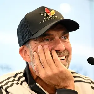 Klopp proíbe celular e corte de cabelo na seleção da Alemanha. Essa rigidez em um ambiente de performance me faz pensar…