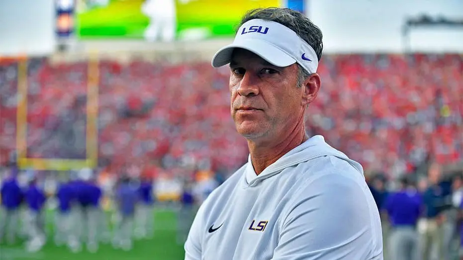 LSU contra Ole Miss no jogo da Semana 3 teve 10,9 milhões de telespectadores, sendo o mais assistido. É um reflexo de c…